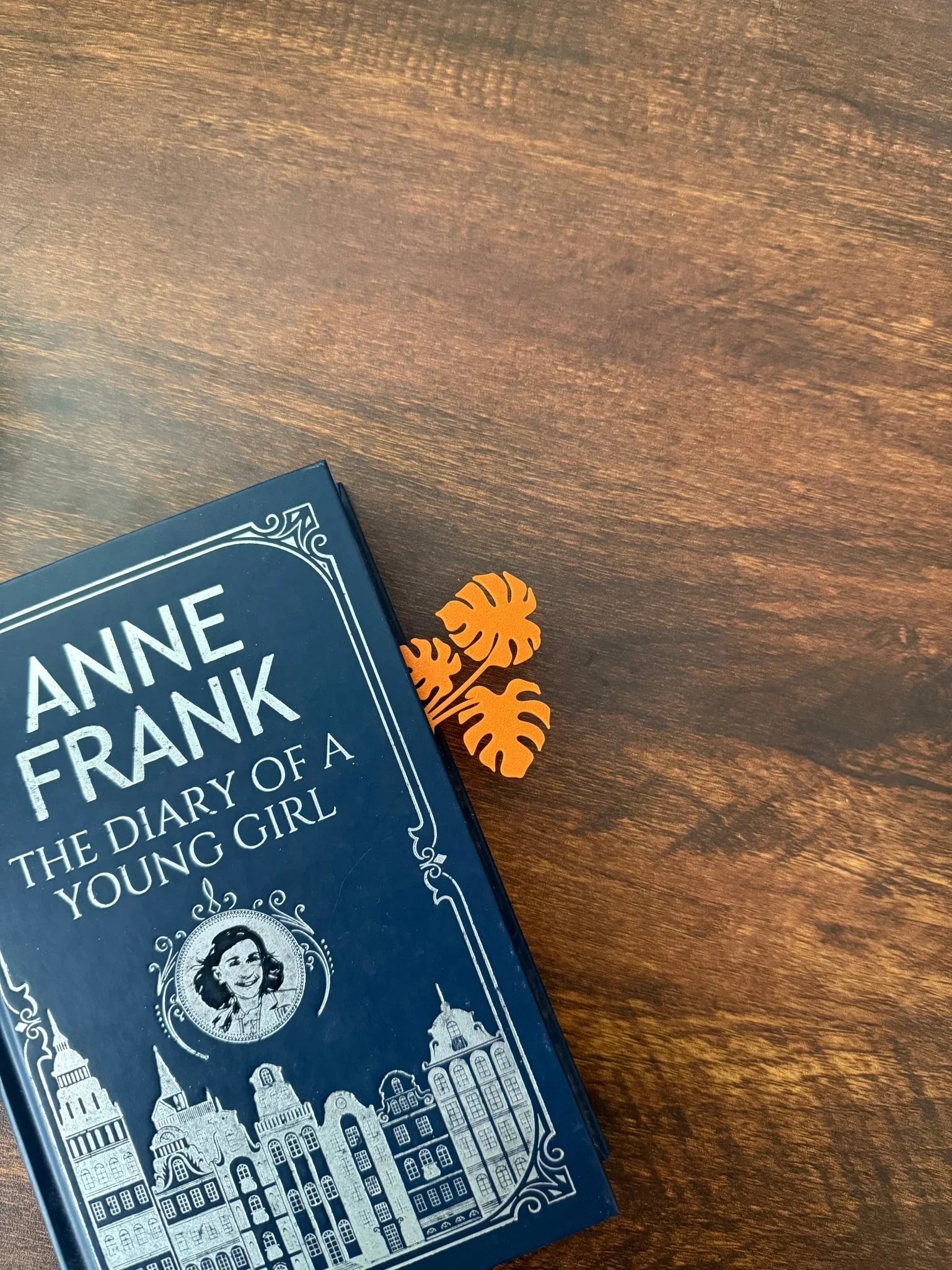 Leaf & Let Read – Clip - On Bookmark - the3dpenguin