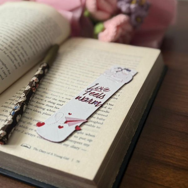 Love Feels Warm – Romantic Quote Bookmark - the3dpenguin